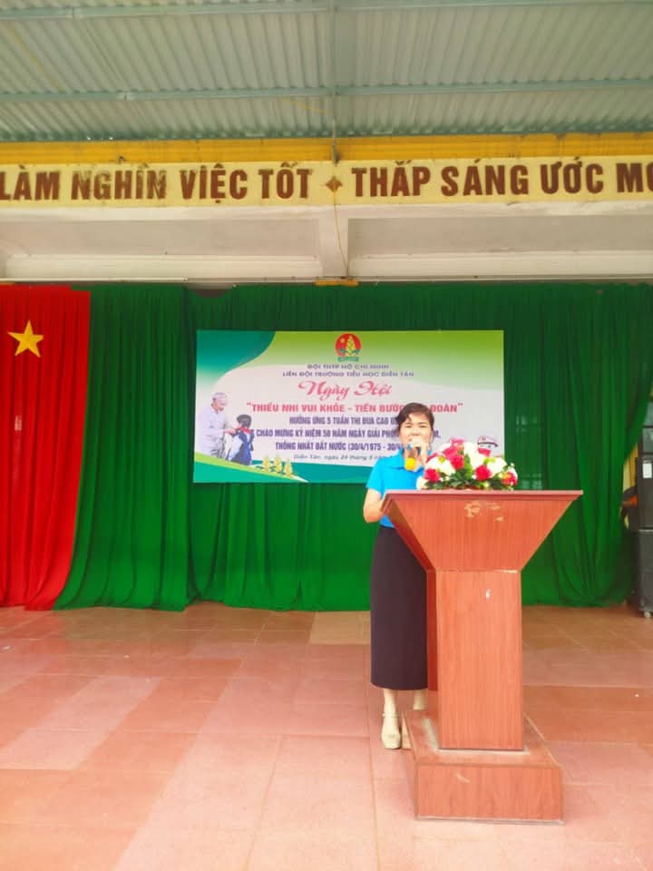 Ngày hội Thiếu nhi vui khoẻ - Tiến bước lên Đoàn